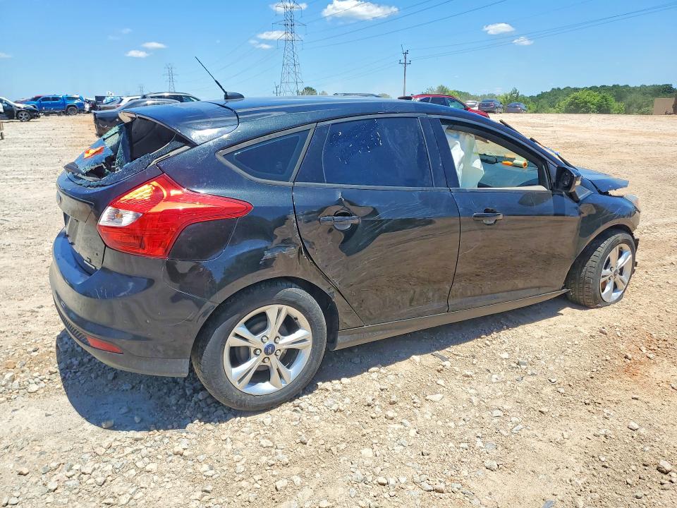 Photo 3 from auction – 2014 FORD FOCUS with VIN 1FADP3K27EL102940