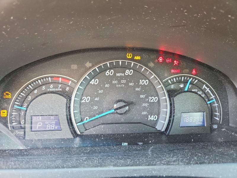 Photo 9 from auction – 2012 TOYOTA CAMRY with VIN 4T1BF1FK8CU550948