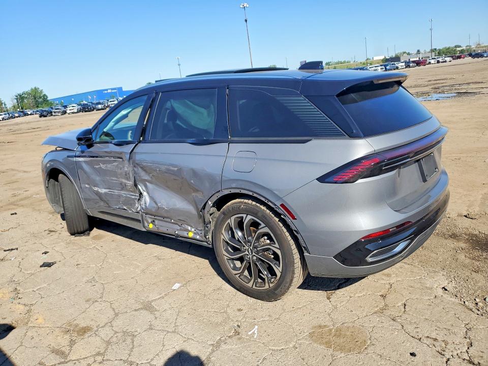 Photo 2 from auction – 2025 LINCOLN NAUTILUS with VIN 5LMPJ8K49SJ951815