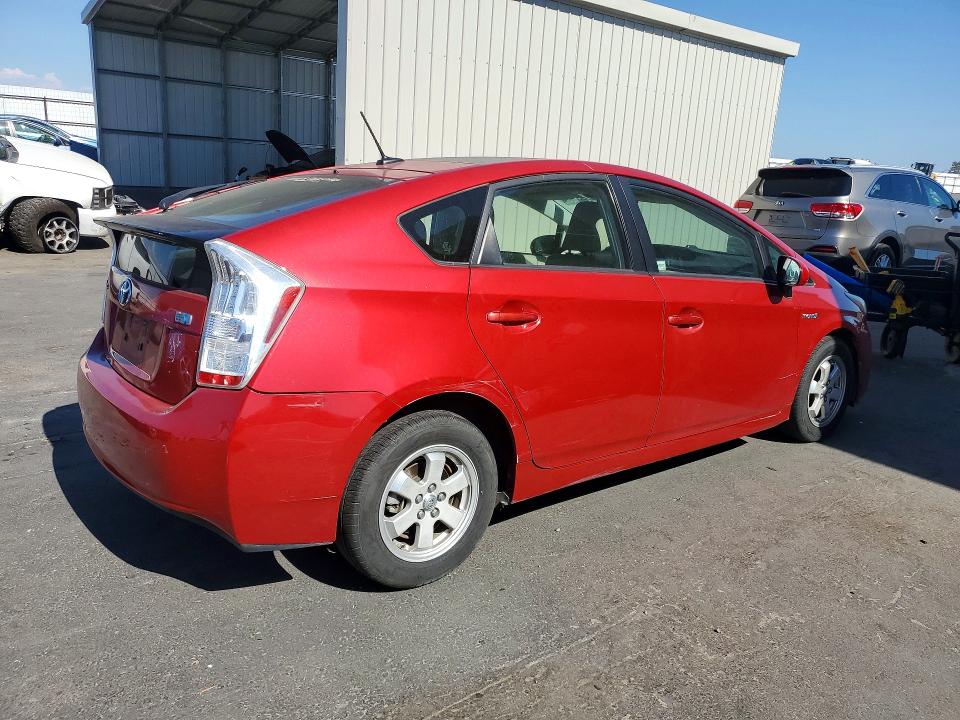 Photo 3 from auction – 2011 TOYOTA PRIUS with VIN JTDKN3DU8B0253112