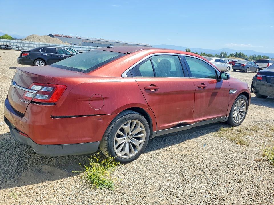 Photo 3 from auction – 2014 FORD TAURUS with VIN 1FAHP2F86EG165238