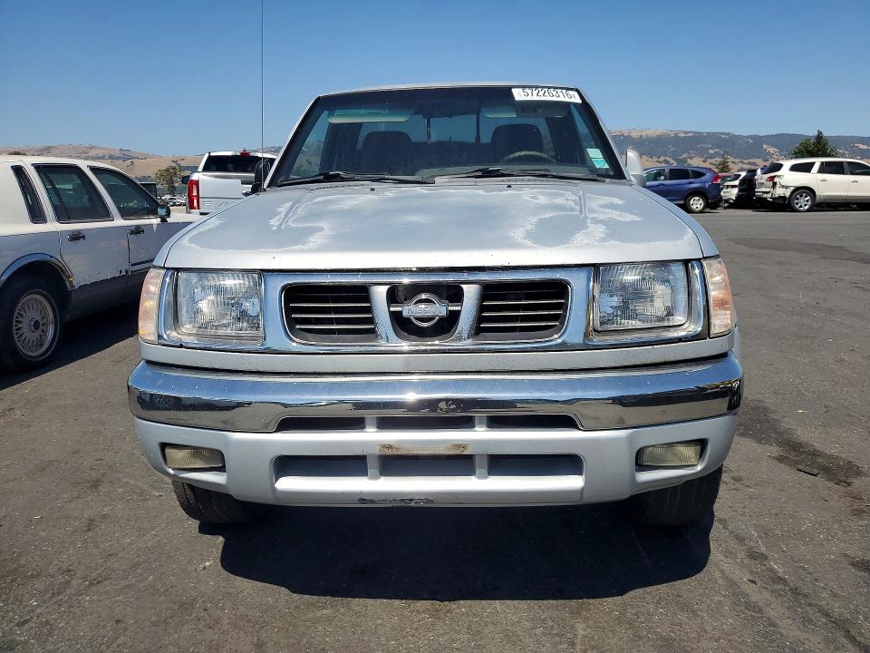 Photo 5 from auction – 2000 NISSAN FRONTIER with VIN 1N6ED26Y3YC376590