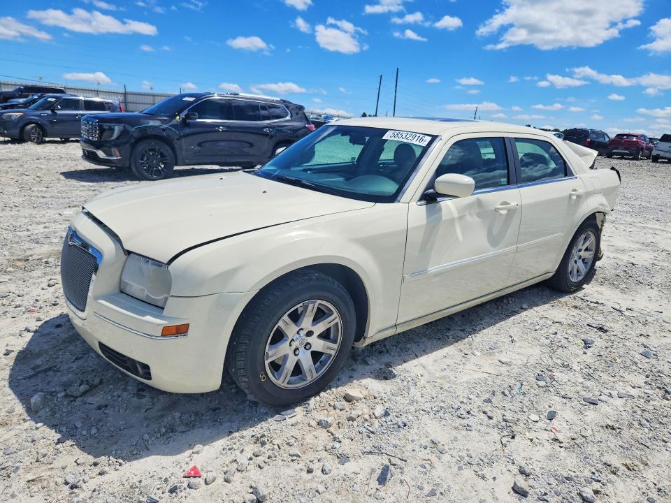 CHRYSLER 300 2006 with VIN 2C3KA53G36H486856 - Photo from auction