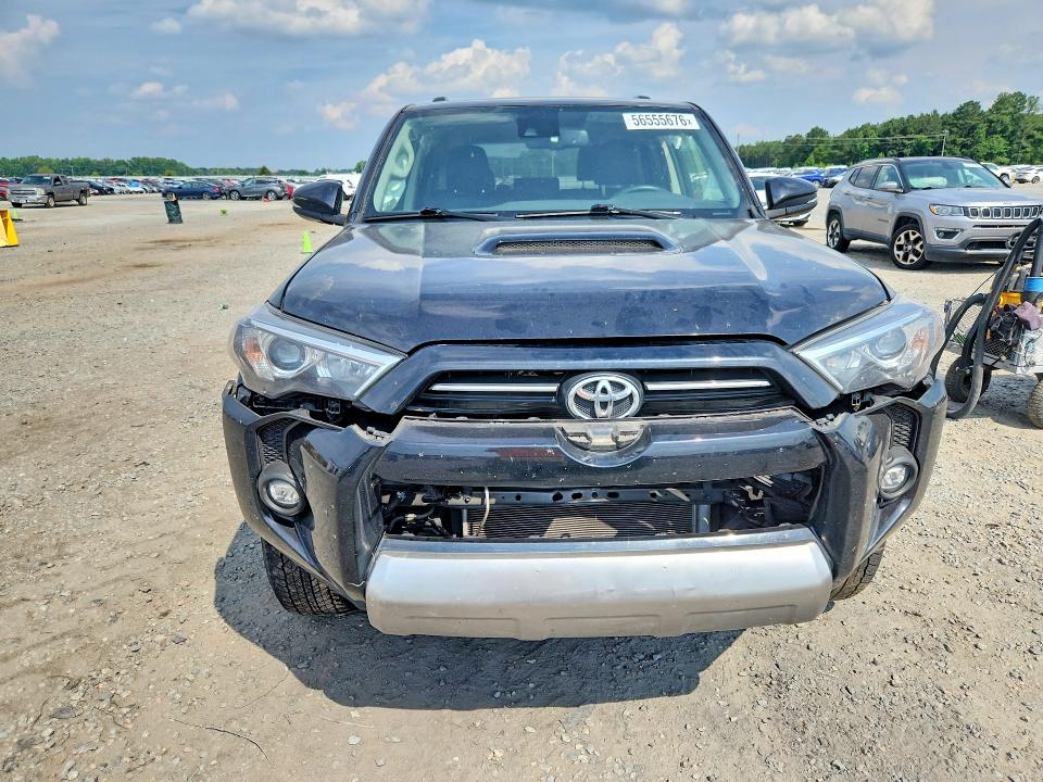 Photo 5 from auction – 2023 TOYOTA 4RUNNER with VIN JTERU5JR5P6161050