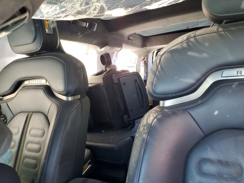Photo 10 from auction – 2023 RIVIAN R1S with VIN 7PDSGABA6PN013003