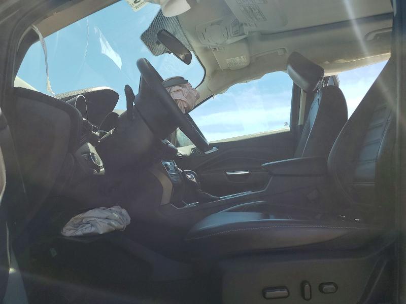 Photo 7 from auction – 2019 FORD ESCAPE with VIN 1FMCU0HD4KUC05353