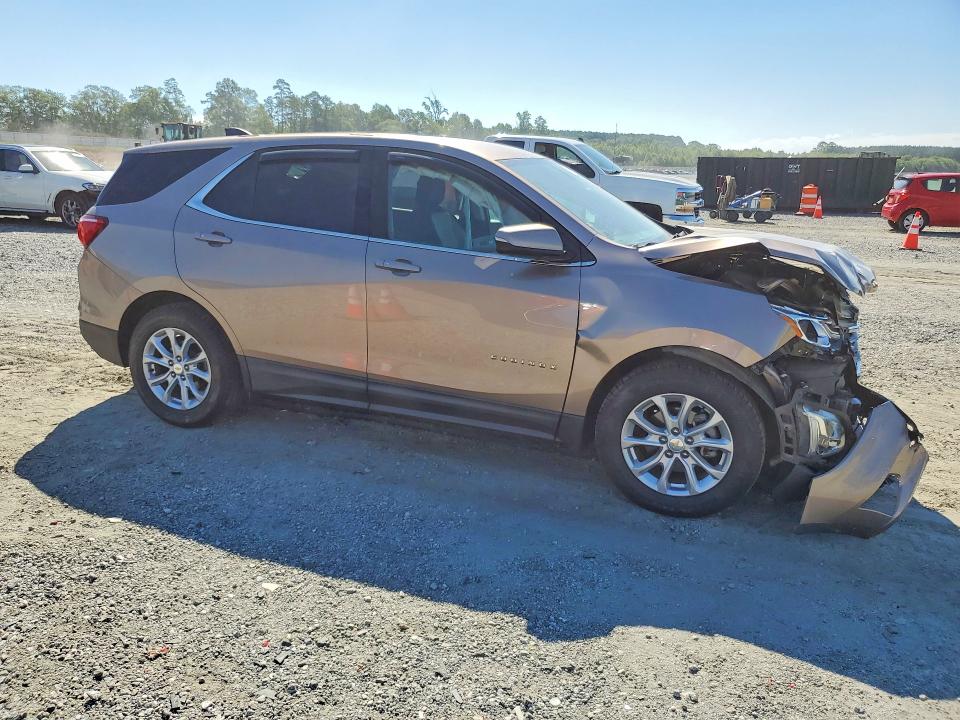 Photo 4 from auction – 2019 CHEVROLET EQUINOX with VIN 2GNAXKEV6K6187844