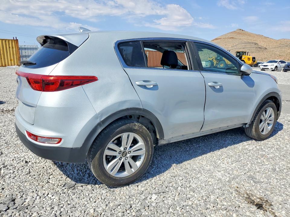 Photo 3 from auction – 2017 KIA SPORTAGE with VIN KNDPMCAC6H7163767