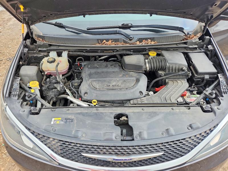 Photo 11 from auction – 2019 CHRYSLER PACIFICA with VIN 2C4RC1BG5KR721423