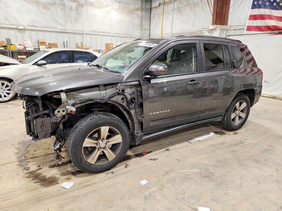JEEP COMPASS 2017 with VIN 1C4NJDEB0HD111852 - Photo from auction