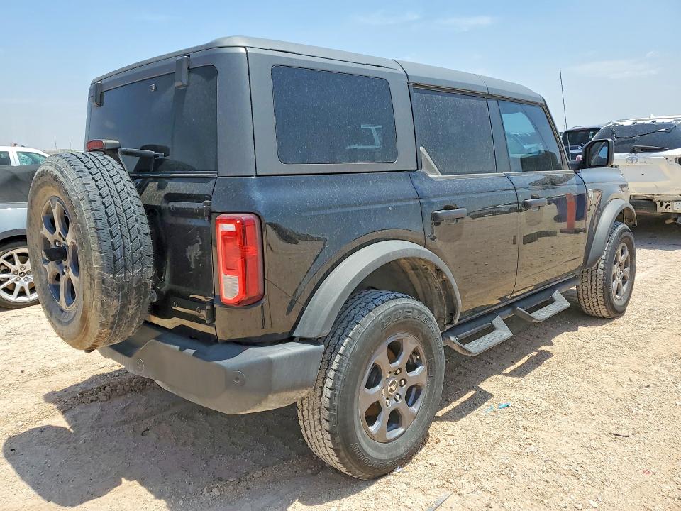Photo 3 from auction – 2023 FORD BRONCO with VIN 1FMDE5BH5PLA98062