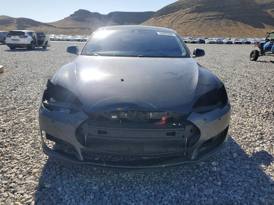 Photo 5 from auction – 2014 TESLA MODEL S with VIN 5YJSA1H16EFP50942