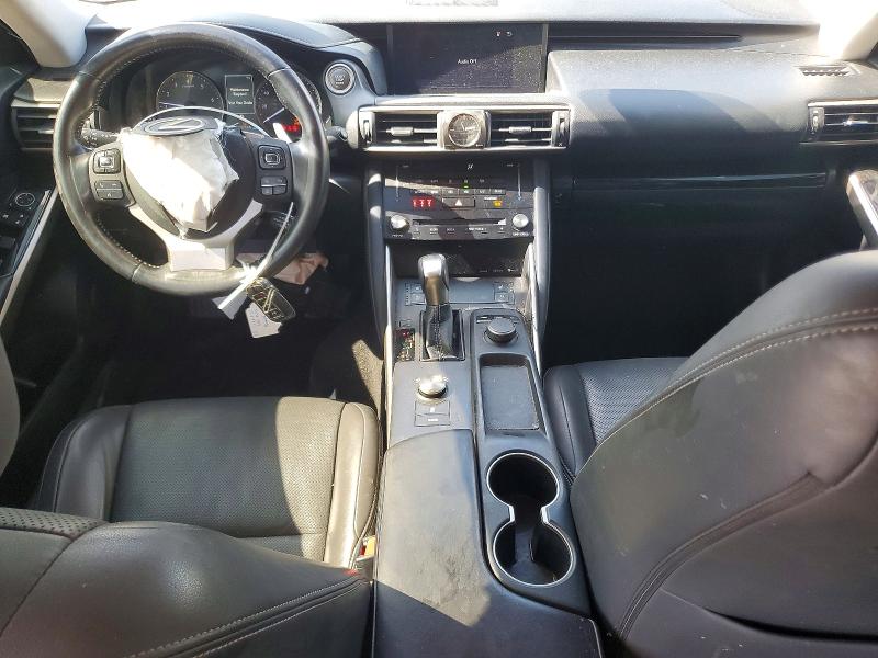 Photo 8 from auction – 2018 LEXUS IS with VIN JTHC81D24J5028961