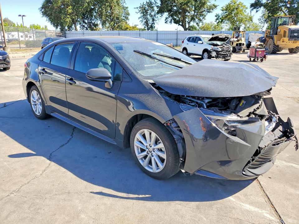 Photo 4 from auction – 2025 TOYOTA COROLLA with VIN 5YFB4MDE9SP242420