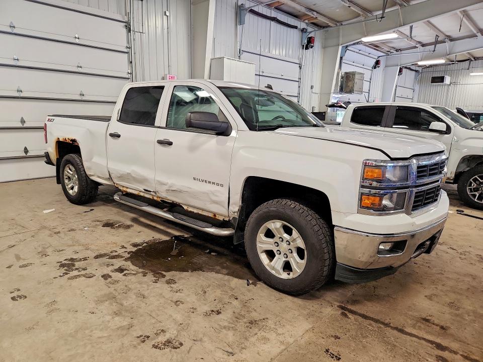 Photo 4 from auction – 2014 CHEVROLET SILVERADO with VIN 3GCUKREC4EG399985