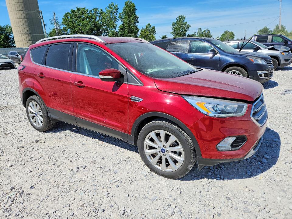 Photo 4 from auction – 2017 FORD ESCAPE with VIN 1FMCU9J91HUE52218