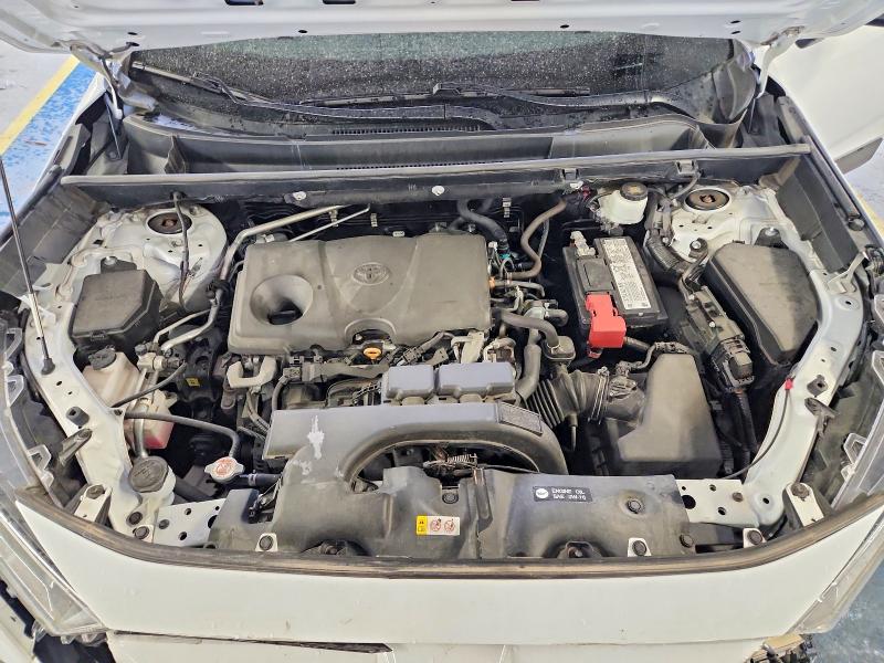 Photo 12 from auction – 2019 TOYOTA RAV4 with VIN 2T3A1RFV9KW079272