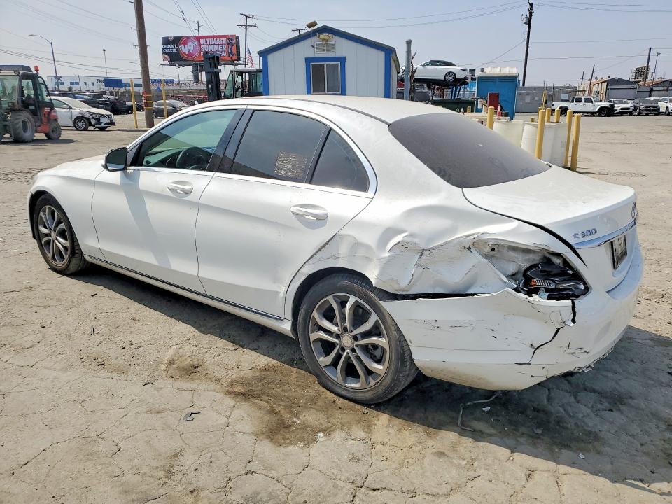 Photo 2 from auction – 2016 MERCEDES-BENZ C with VIN 55SWF4JB0GU144092