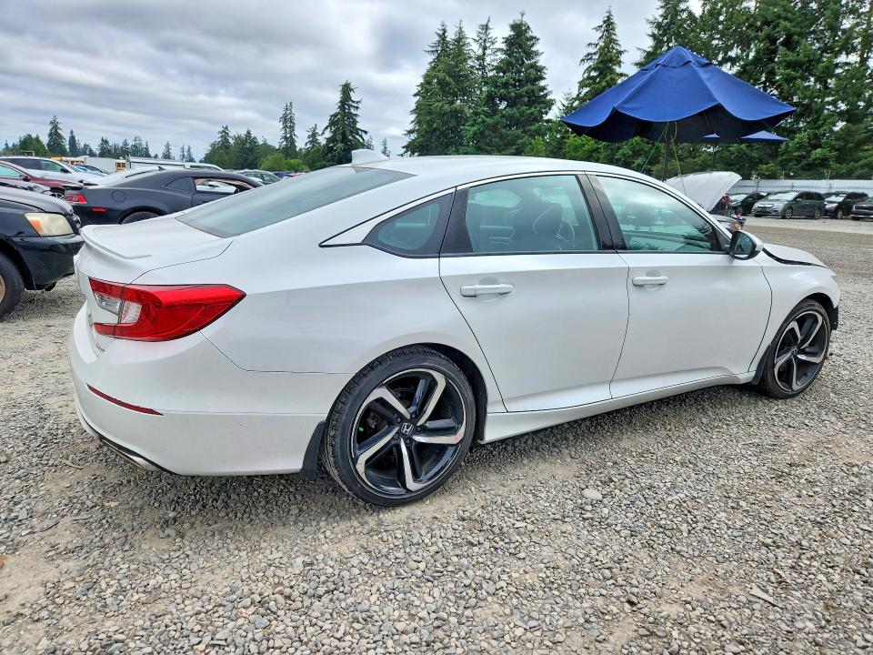 Photo 3 from auction – 2018 HONDA ACCORD with VIN 1HGCV1F32JA219318
