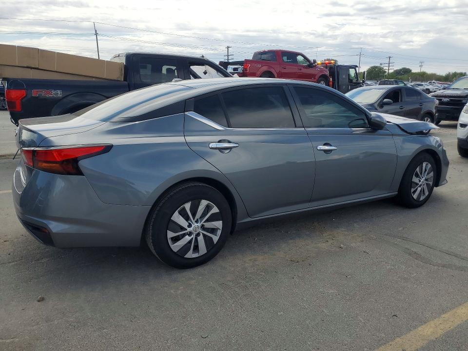 Photo 3 from auction – 2020 NISSAN ALTIMA with VIN 1N4BL4BV2LC256794