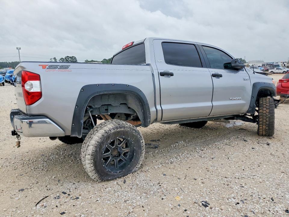 Photo 3 from auction – 2014 TOYOTA TUNDRA with VIN 5TFDW5F10EX350644