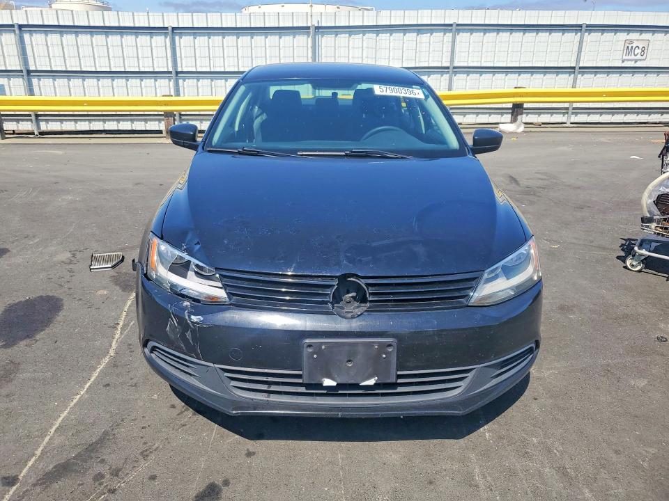 Photo 5 from auction – 2014 VOLKSWAGEN JETTA with VIN 3VW2K7AJ0EM404405