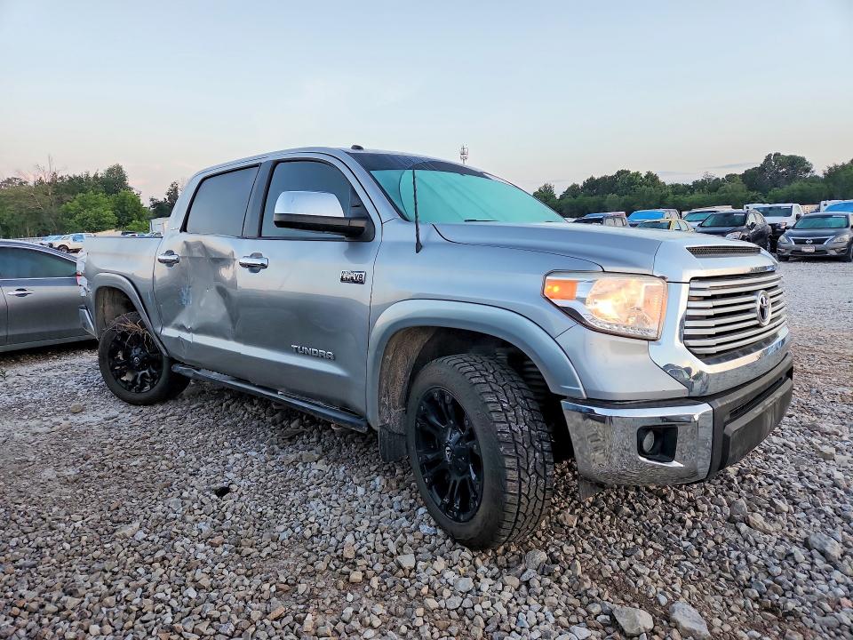 Photo 4 from auction – 2015 TOYOTA TUNDRA with VIN 5TFHW5F14FX419712