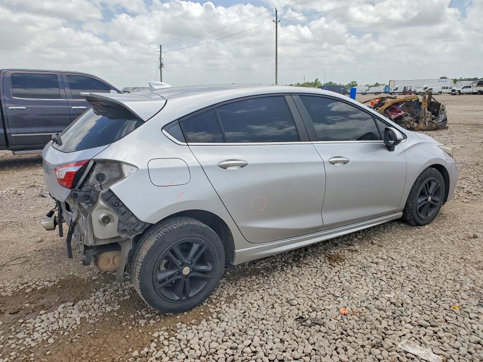 Photo 3 from auction – 2018 CHEVROLET CRUZE with VIN 3G1BE6SM9JS617915