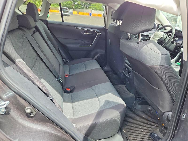 Photo 10 from auction – 2025 TOYOTA RAV4 with VIN 2T3W1RFV2SC354987