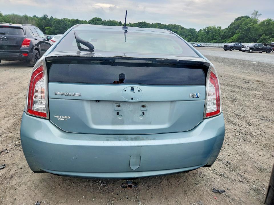 Photo 6 from auction – 2014 TOYOTA PRIUS with VIN JTDKN3DU8E1816190