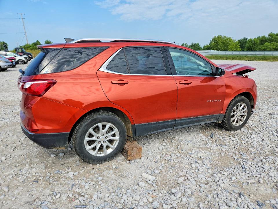 Photo 3 from auction – 2020 CHEVROLET EQUINOX with VIN 2GNAXUEV0L6261014
