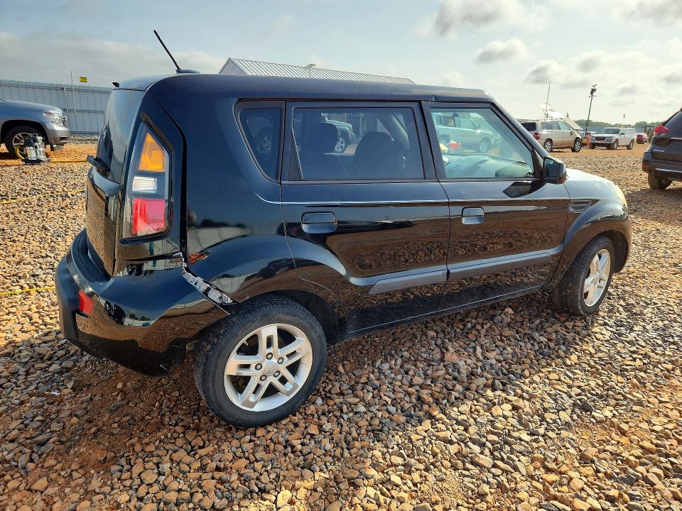 Photo 3 from auction – 2010 KIA SOUL with VIN KNDJT2A29A7151242