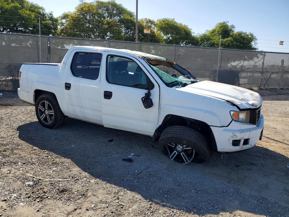 Photo 4 from auction – 2013 HONDA RIDGELINE with VIN 5FPYK1F70DB012736