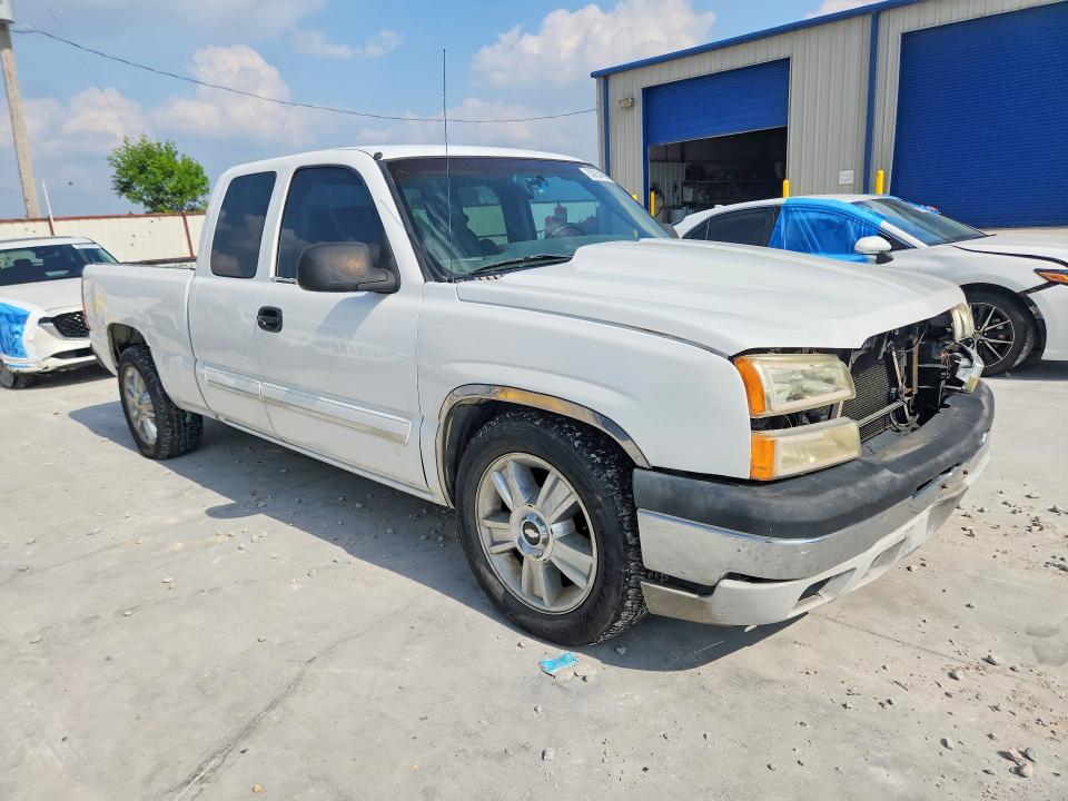 Photo 4 from auction – 2003 CHEVROLET SILVERADO with VIN 2GCEC19V431118319