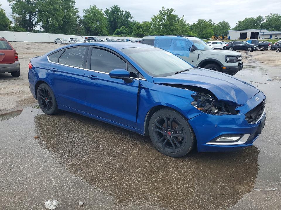 Photo 4 from auction – 2017 FORD FUSION with VIN 3FA6P0G71HR148491