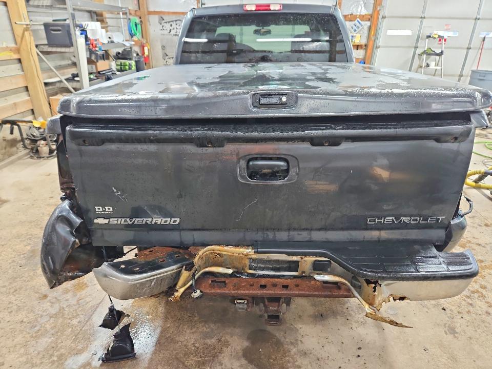 Photo 6 from auction – 2004 CHEVROLET SILVERADO with VIN 2GCEC19T341197983