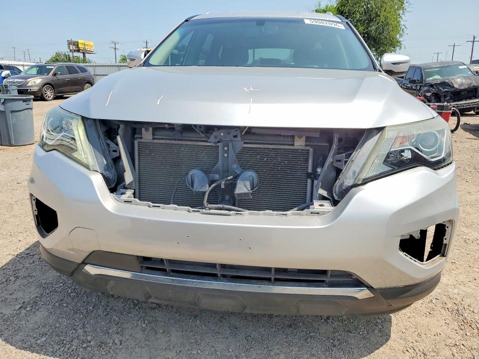 Photo 5 from auction – 2017 NISSAN PATHFINDER with VIN 5N1DR2MN8HC692331