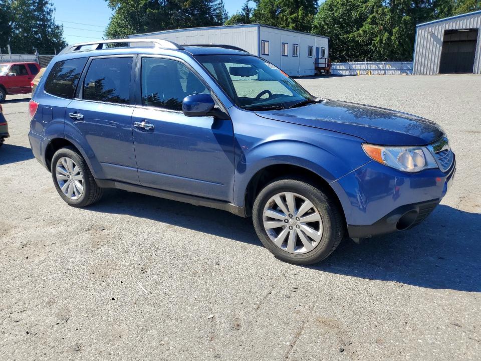 Photo 4 from auction – 2012 SUBARU FORESTER with VIN JF2SHADCXCH417872