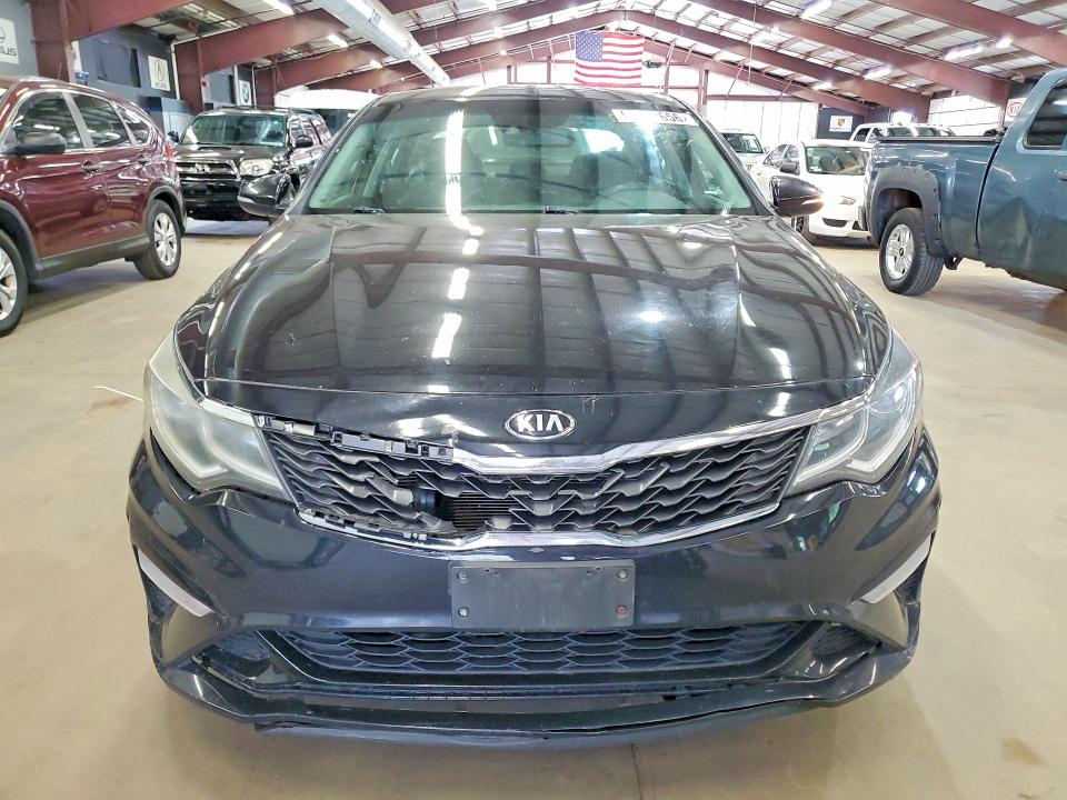 Photo 5 from auction – 2019 KIA OPTIMA with VIN 5XXGT4L31KG357417