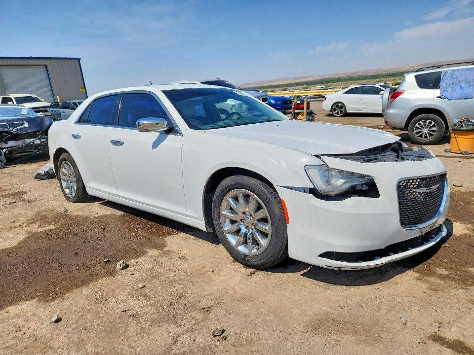 Photo 4 from auction – 2016 CHRYSLER 300C with VIN 2C3CCAEG8GH282298
