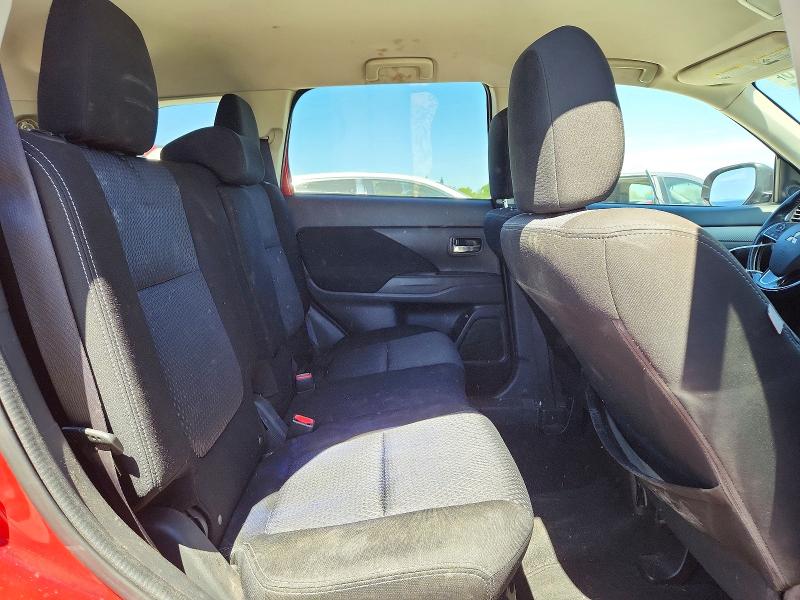 Photo 11 from auction – 2018 MITSUBISHI OUTLANDER with VIN JA4AD3A37JZ040134