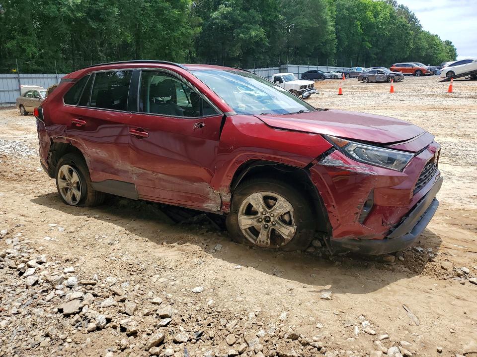 Photo 4 from auction – 2020 TOYOTA RAV4 with VIN 2T3W1RFVXLW095178