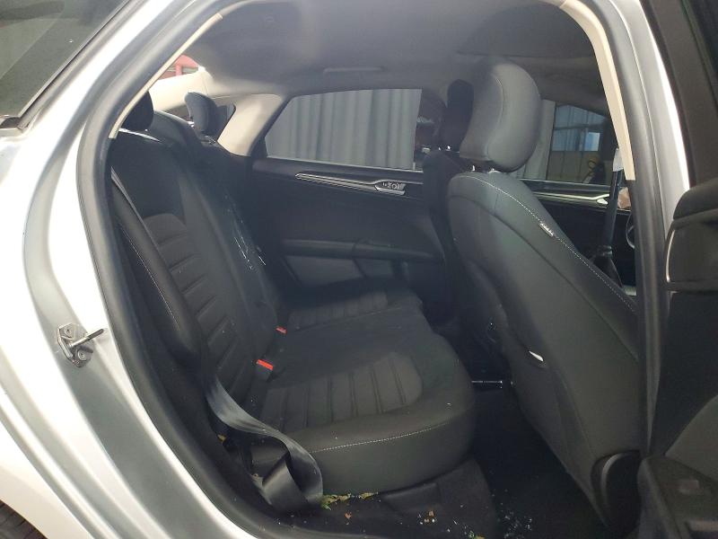 Photo 10 from auction – 2019 FORD FUSION with VIN 3FA6P0T9XKR260303
