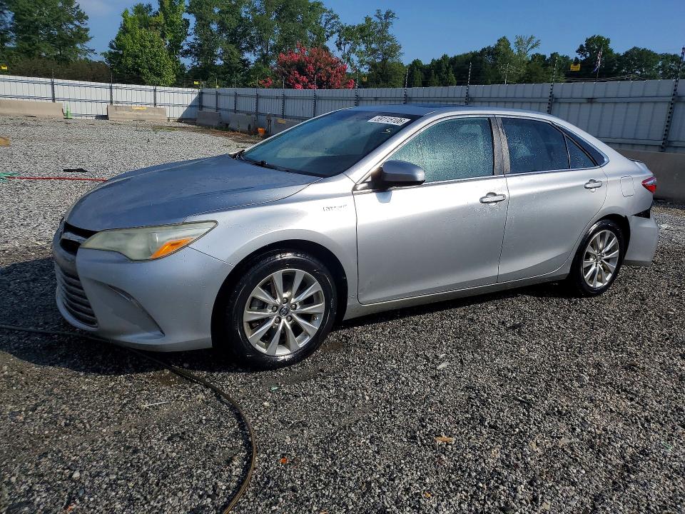 2015 TOYOTA CAMRY HYBRID - Търг №59115106