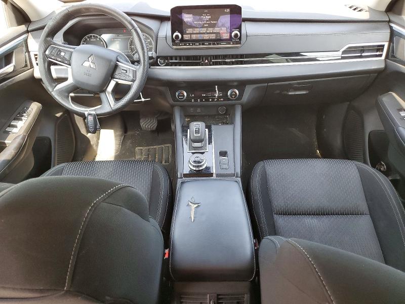 Photo 8 from auction – 2022 MITSUBISHI OUTLANDER with VIN JA4J3TA85NZ015737