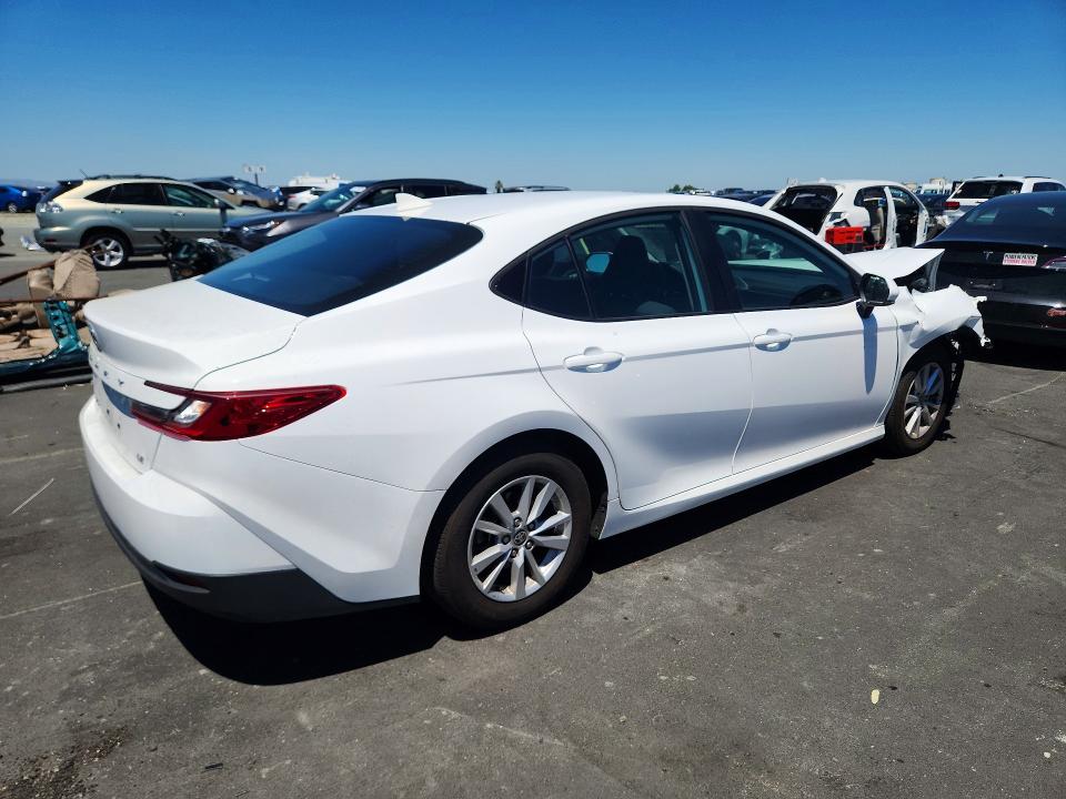 Photo 3 from auction – 2025 TOYOTA CAMRY with VIN 4T1DAACK7SU580954