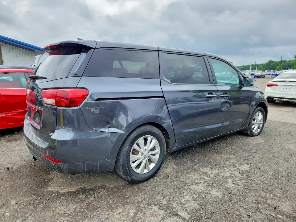 Photo 3 from auction – 2018 KIA SEDONA with VIN KNDMB5C19J6395775