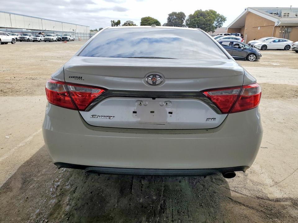 Photo 6 from auction – 2015 TOYOTA CAMRY with VIN 4T1BF1FK3FU075939