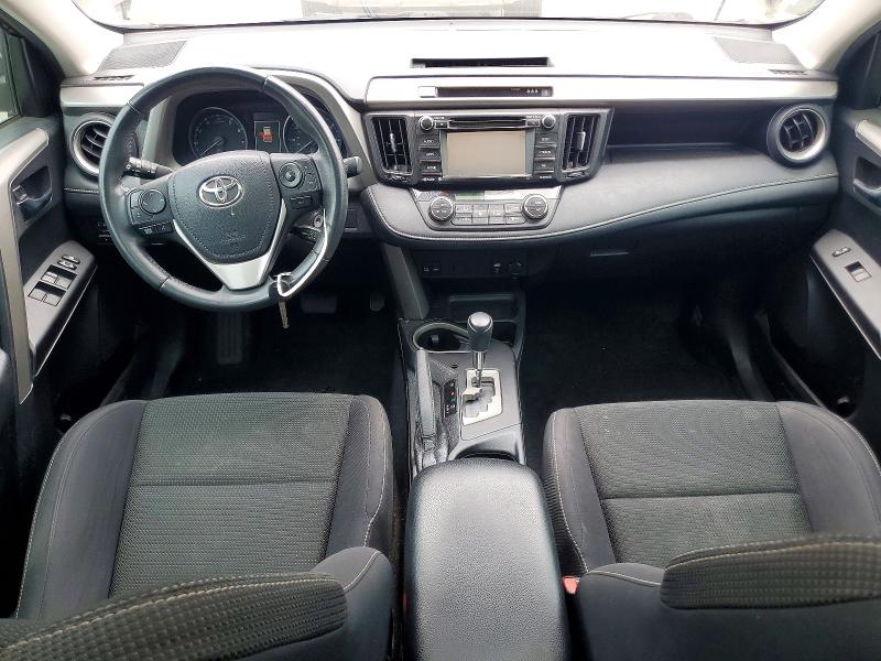 Foto 8 de la subasta – 2017 TOYOTA RAV4 con VIN 2T3WFREV2HW331820