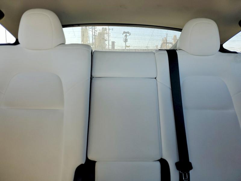 Photo 10 from auction – 2023 TESLA MODEL Y with VIN 7SAYGAEE6PF664942